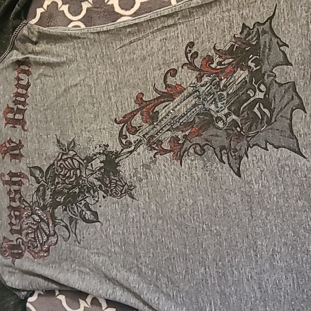3/4 sleeve shirt
